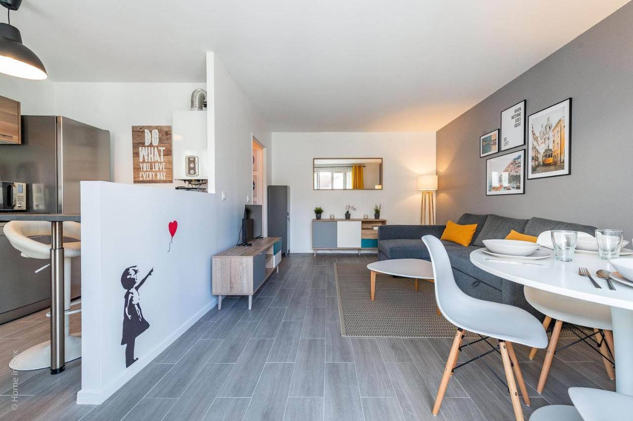Magnifique Appartement Proche Gare - 8Min Disney Bussy-Saint-Georges Exterior foto